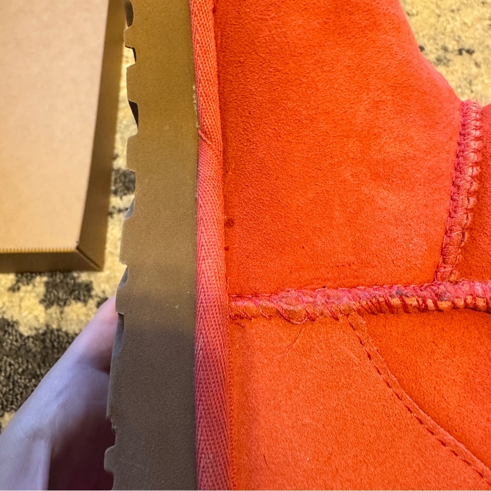 UGG Classic Short in Limited Edition Coral | Women’s Size 7 - Picture 7 of 9